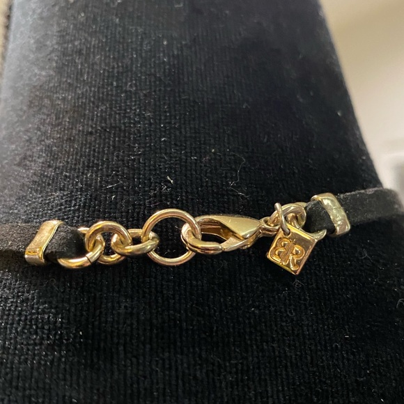 NWOT Banana Republic gold pendant on a black suede necklace - Picture 4 of 4